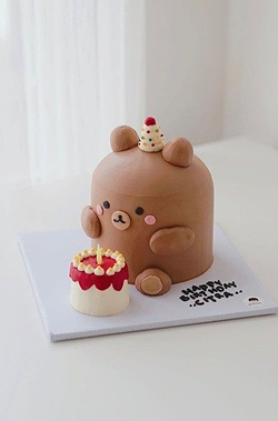 character shaped cake